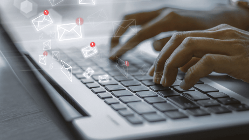 10 Free Reverse Email Lookup Tools To Find Who Sent An Email